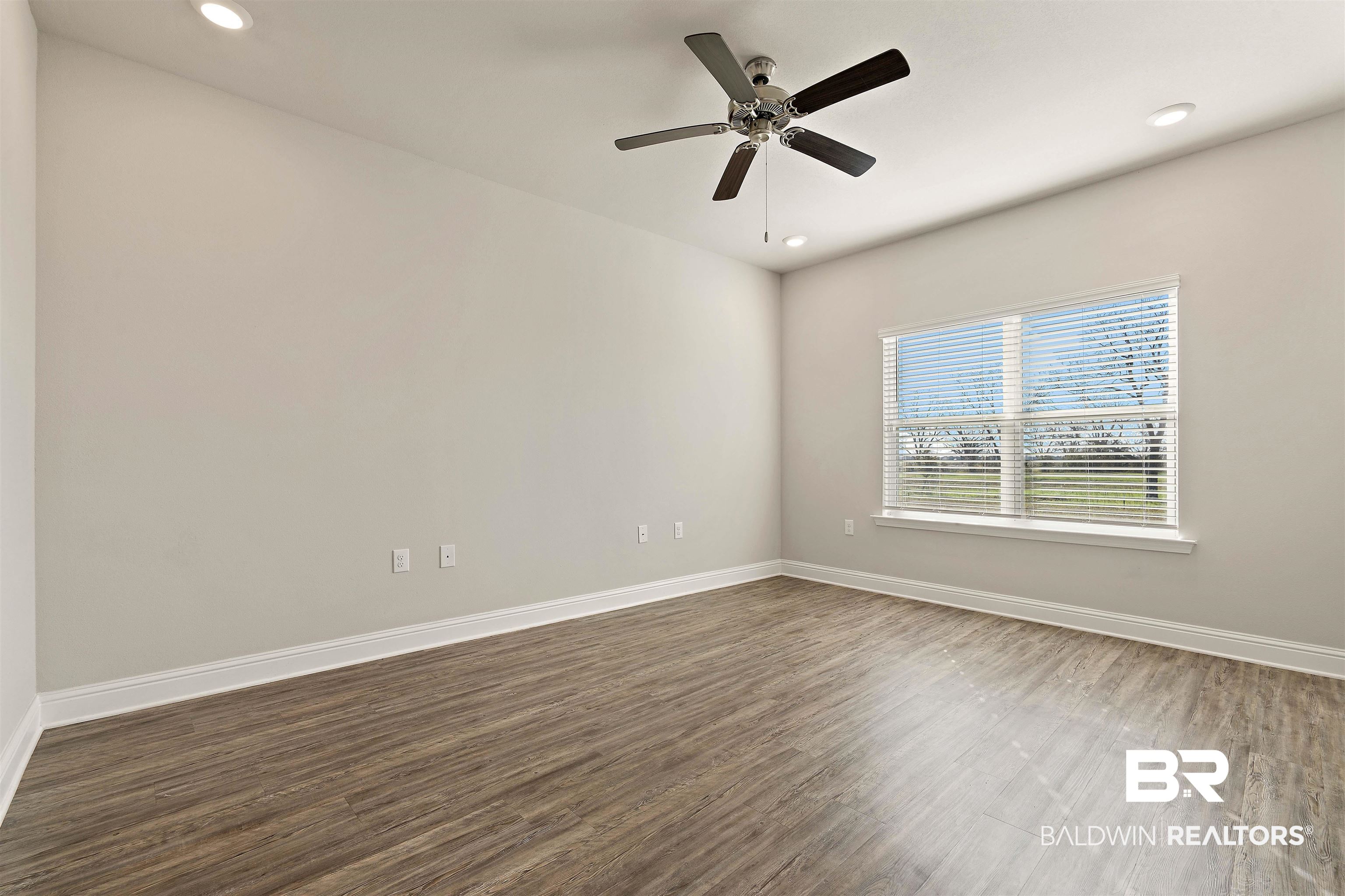 9366 Swan Point Road Daphne, AL 36526 - Photo 13 of 26