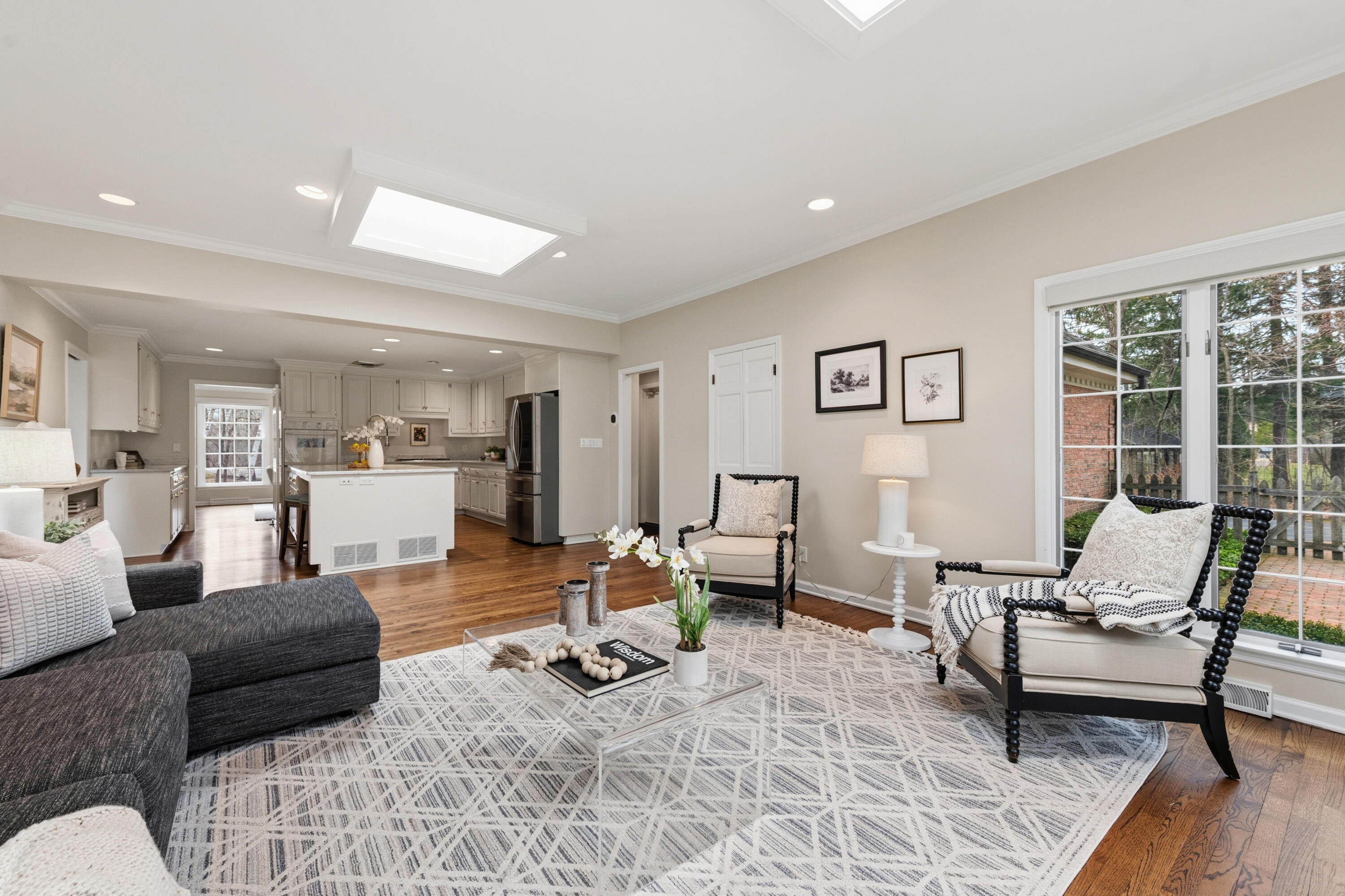 1260 East Dean Road Fox Point, WI 53217 - Photo 16 of 88 Family Room