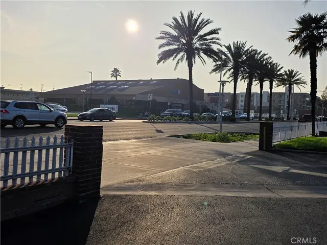 $145,000 | 437 West Sp 3a Carson Street, Long Beach, CA 90807