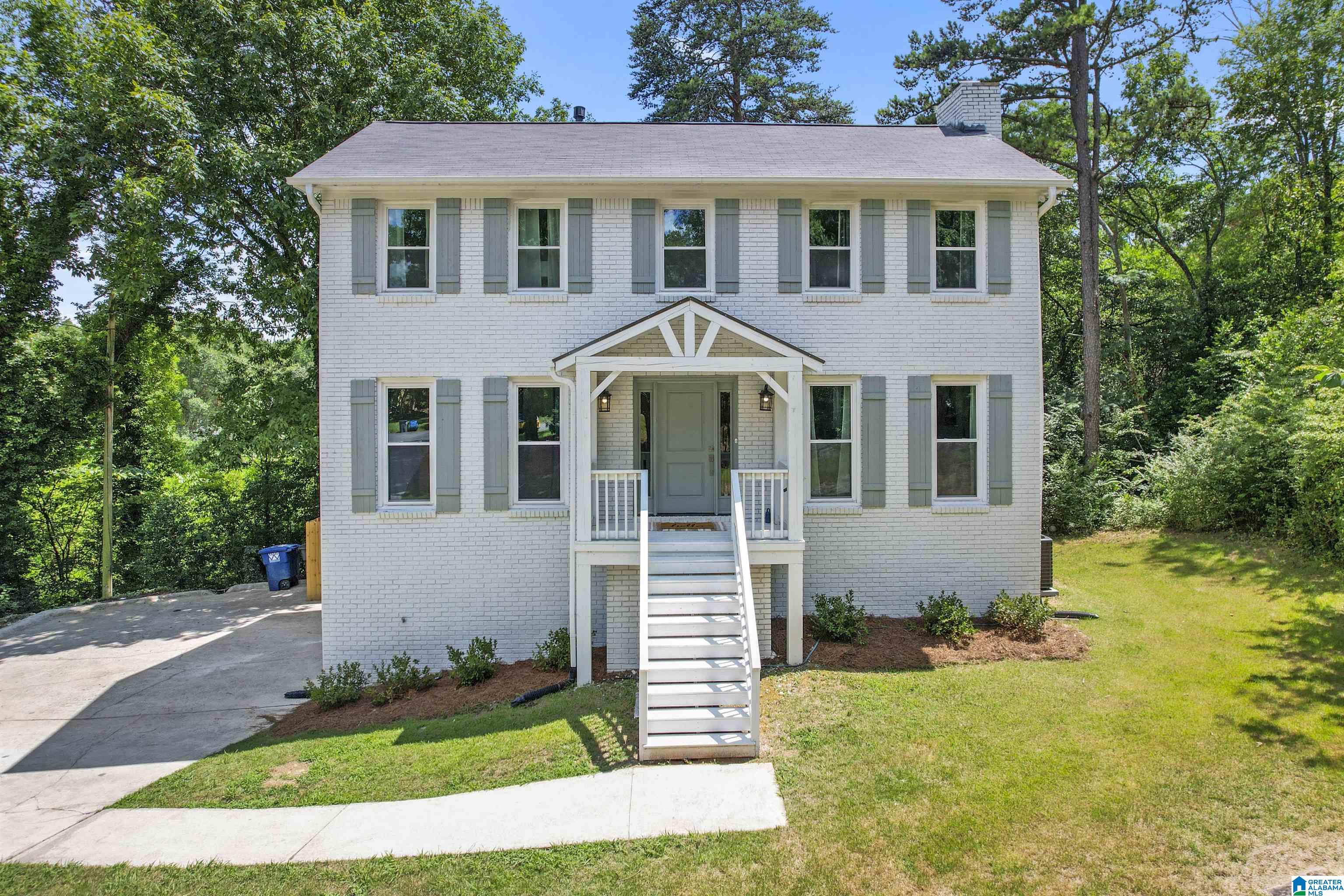 120 Hunters Point Circle Birmingham, AL 35244 - Photo 1 of 52