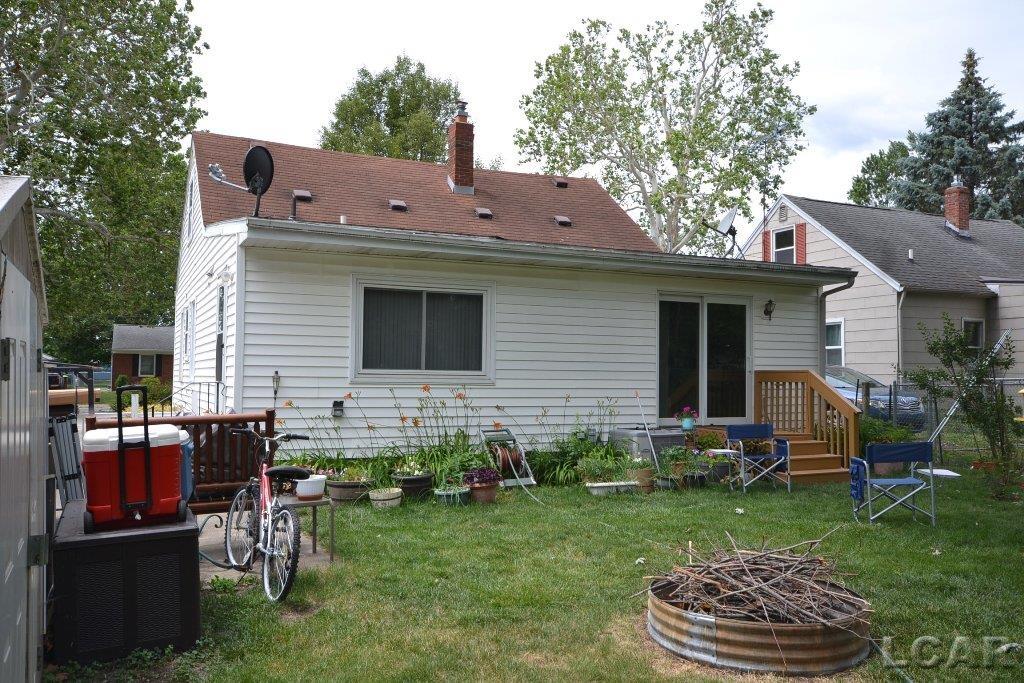 710 Springbrook Avenue Adrian, MI 49221 - Photo 20 of 21 50113179-19.JPG