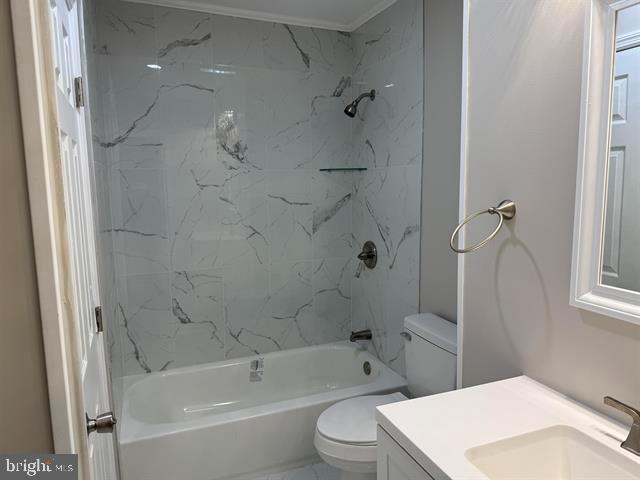 1964 East Oak Road, Unit G2 Vineland, NJ 08361 - Photo 19 of 28 a bathroom with a toilet and shower