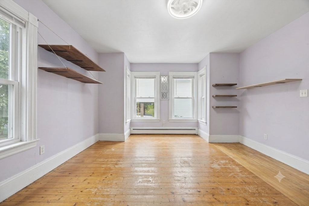 49 Felton Street Hudson, MA 01749 - Photo 10 of 41