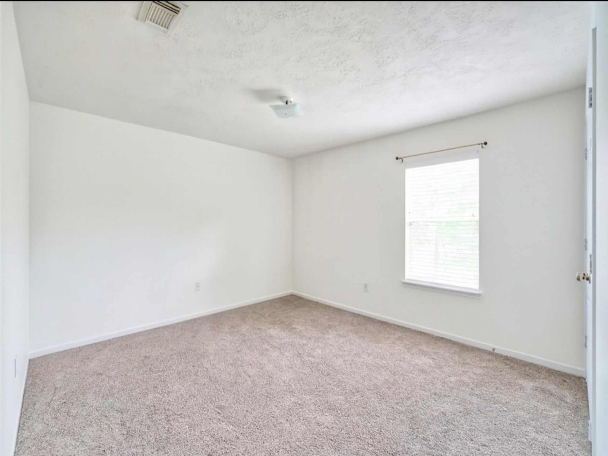 24223 Pinecreek Point Spring, TX 77373 - Photo 6 of 9