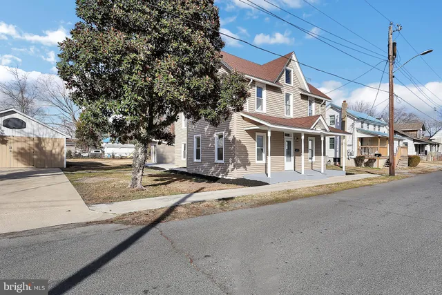 $329,000 | 110 East King Street, Seaford, DE 19973