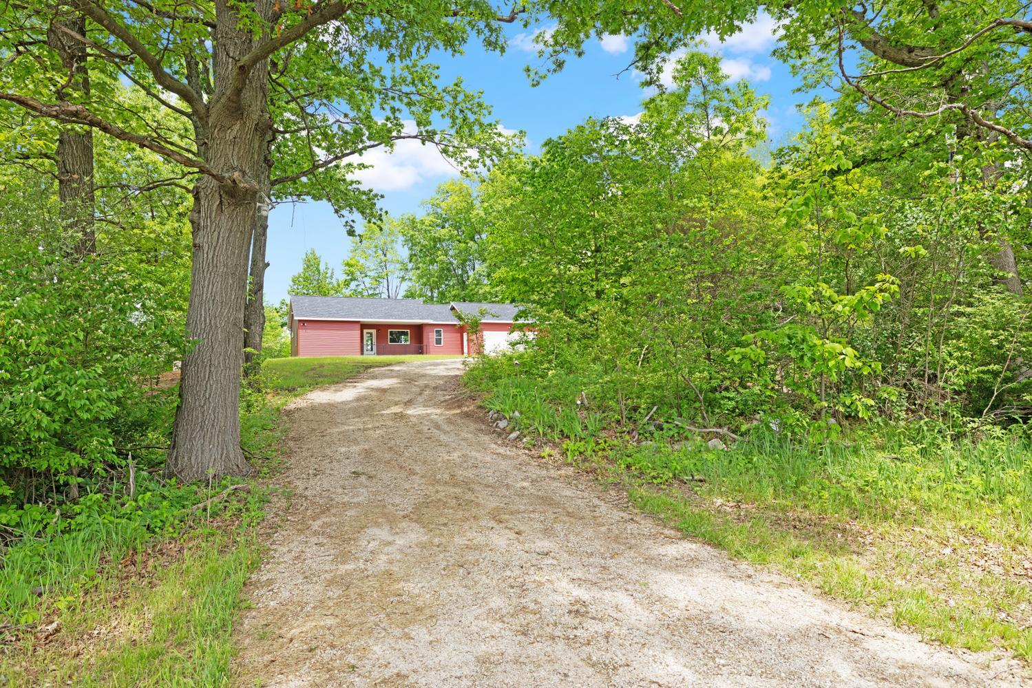 11582 Highway 60 Three Rivers, MI 49093 - Photo 2 of 36 11582 M60 Three Rivers MI-large-002-064-