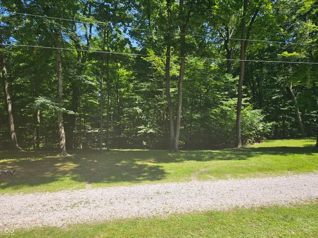 $385,000 | 9713 Poplar Drive, Brazil, IN 47834