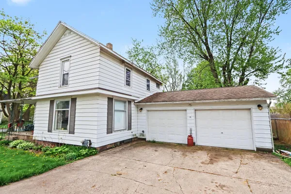 $225,000 | 126 East South Street, Vicksburg, MI 49097
