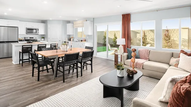 $471,740 | 1826 Del Mar Court, Los Banos, CA 93635