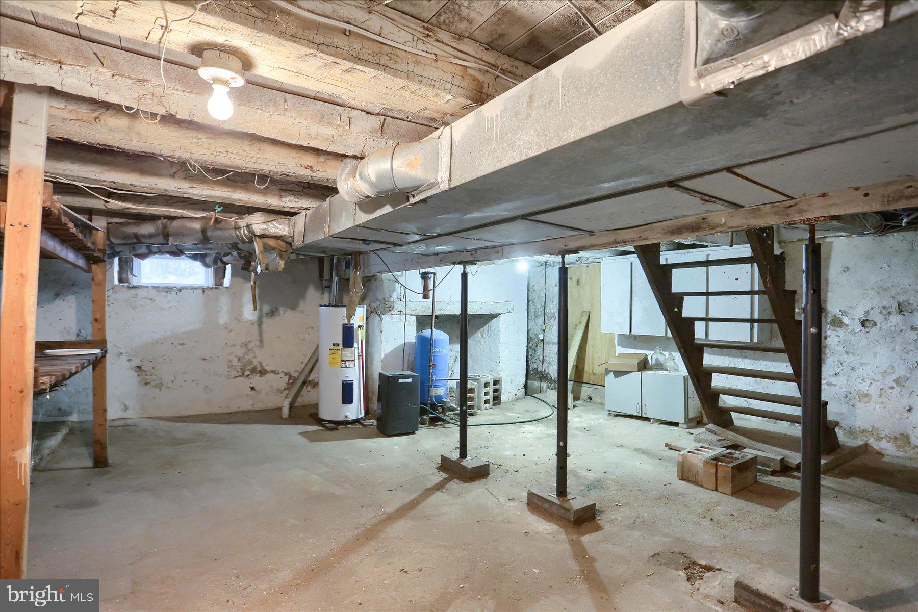 826 Pinetown Road Lewisberry, PA 17339 - Photo 25 of 31 a view of a room with gym equipment