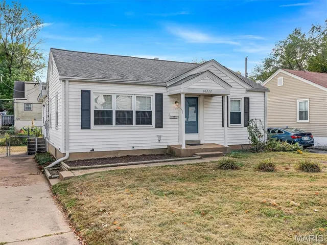 $179,000 | 10222 St Dennis Lane, St. Ann, MO 63074