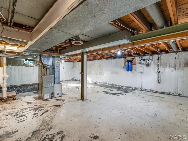 $179,000 | 10222 St Dennis Lane, St. Ann, MO 63074