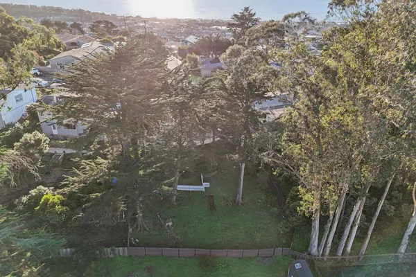 $998,000 | 347 Manor Drive, Pacifica, CA 94044