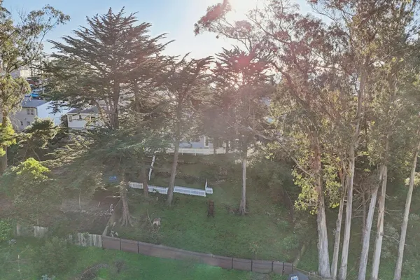 $998,000 | 347 Manor Drive, Pacifica, CA 94044