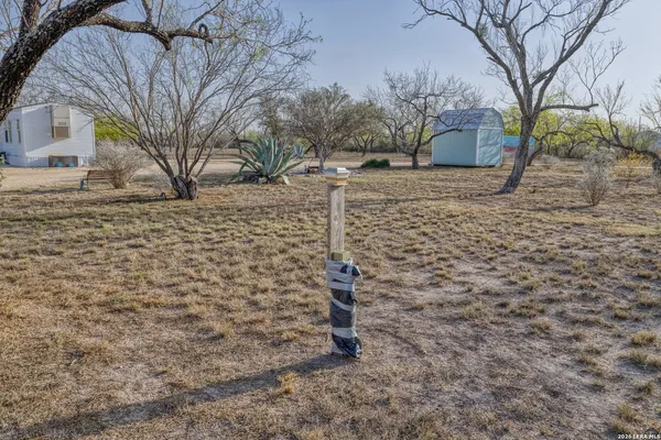 $250,000 | 1509 Westward Trail, Uvalde, TX 78801