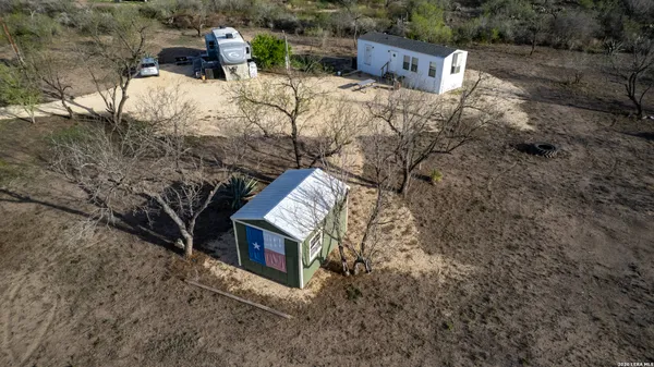 $250,000 | 1509 Westward Trail, Uvalde, TX 78801