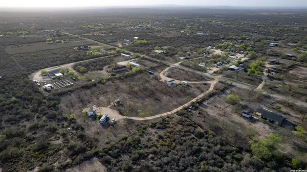 $250,000 | 1509 Westward Trail, Uvalde, TX 78801