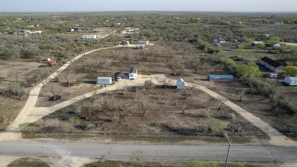 $250,000 | 1509 Westward Trail, Uvalde, TX 78801