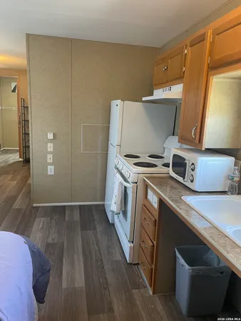 $250,000 | 1509 Westward Trail, Uvalde, TX 78801