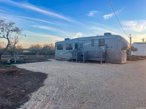 $250,000 | 1509 Westward Trail, Uvalde, TX 78801