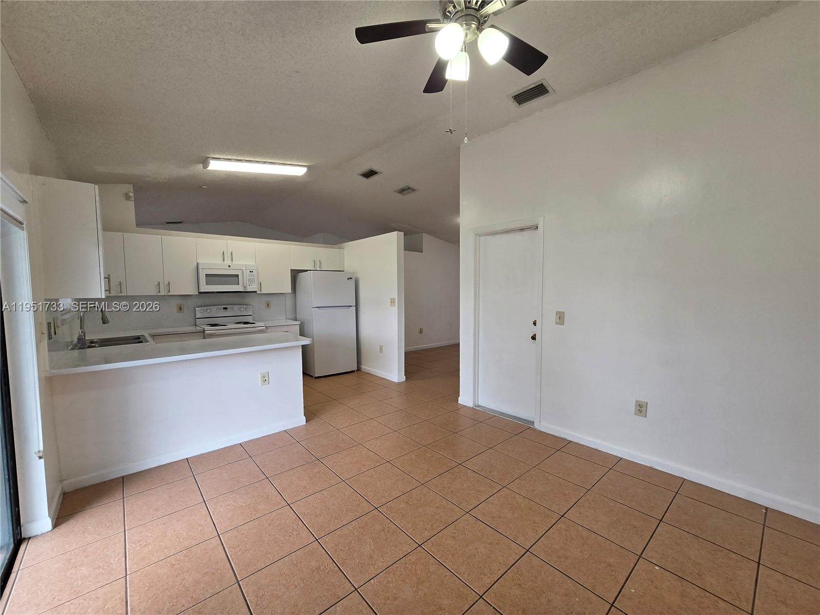 13364 Southwest 253rd Terrace Homestead, FL 33032 - Photo 8 of 29