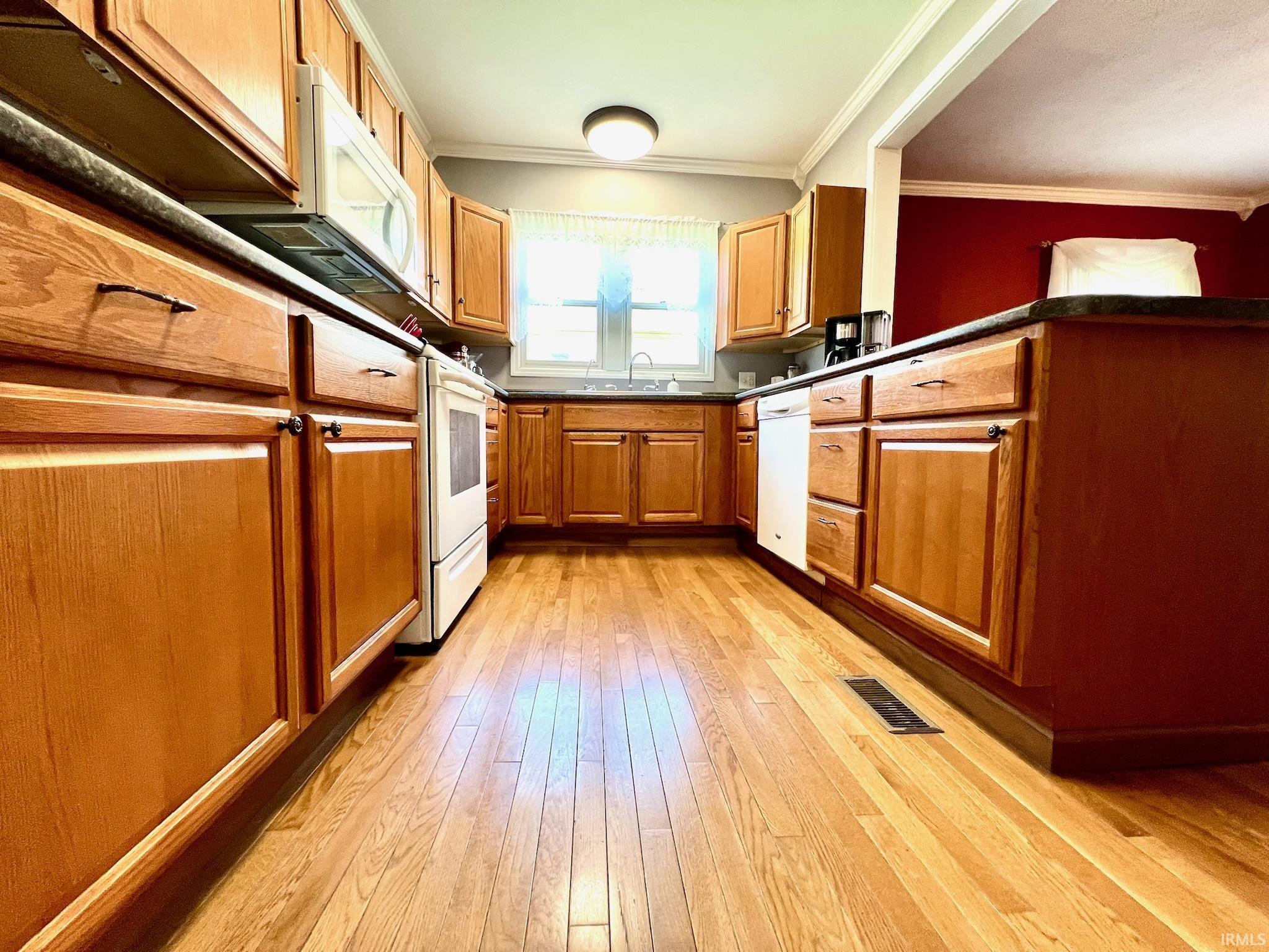 611 R Street Bedford, IN 47421 - Photo 21 of 30 Gallery Image 21