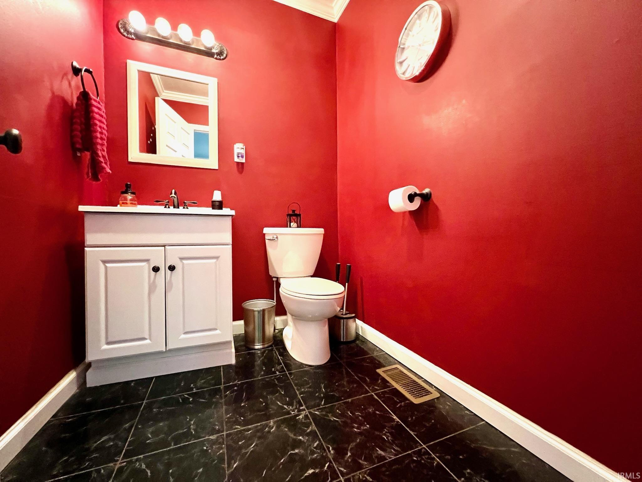 611 R Street Bedford, IN 47421 - Photo 27 of 30 Gallery Image 27