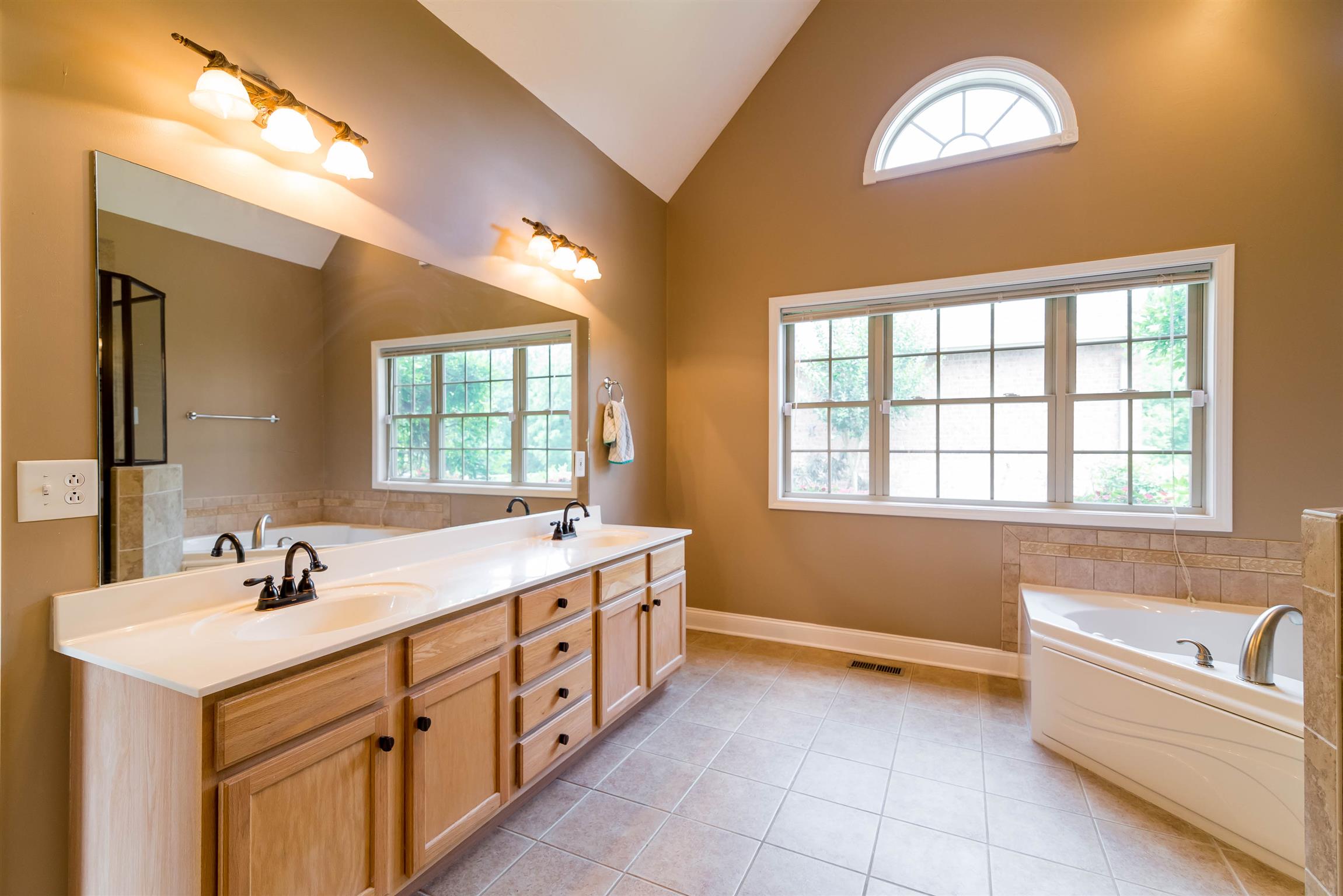 2461 Pleasant View Road Pleasant View, TN 37146 - Photo 13 of 24 Gallery Image 13