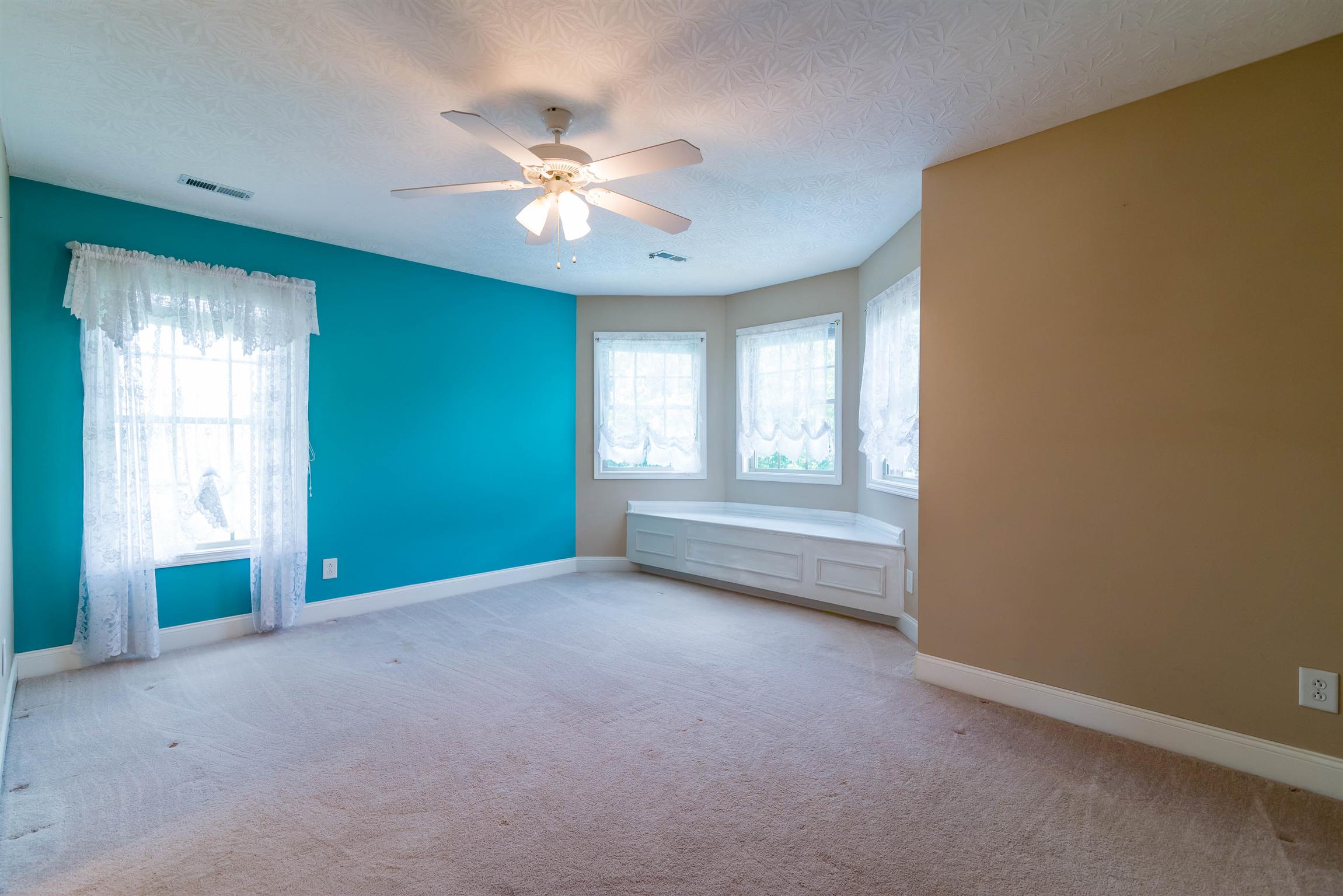 2461 Pleasant View Road Pleasant View, TN 37146 - Photo 16 of 24 Gallery Image 16