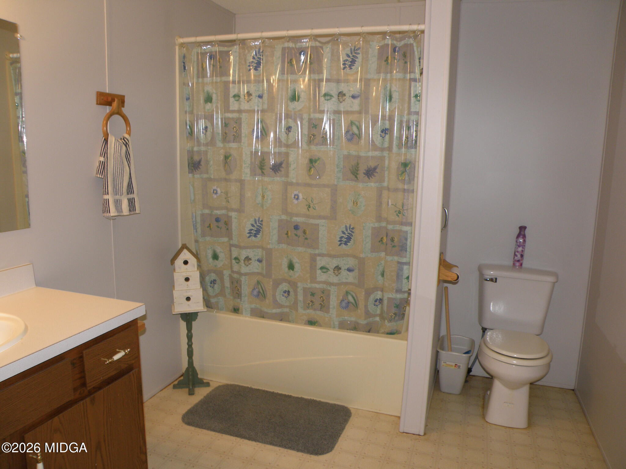 440 Smith Road Haddock, GA 31033 - Photo 22 of 31 Hall Bath