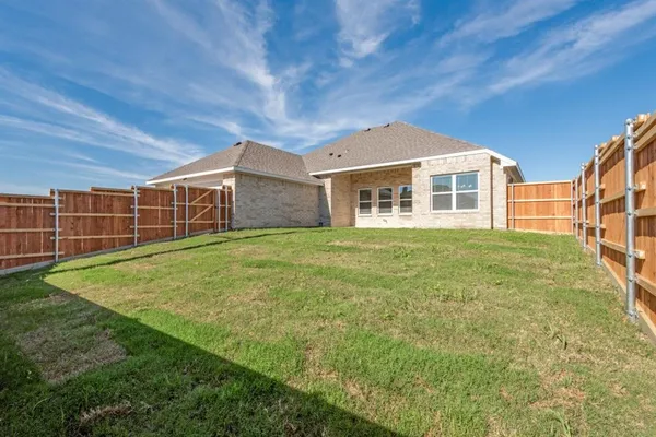 $390,000 | 1524 North Carolina Avenue, Lancaster, TX 75134