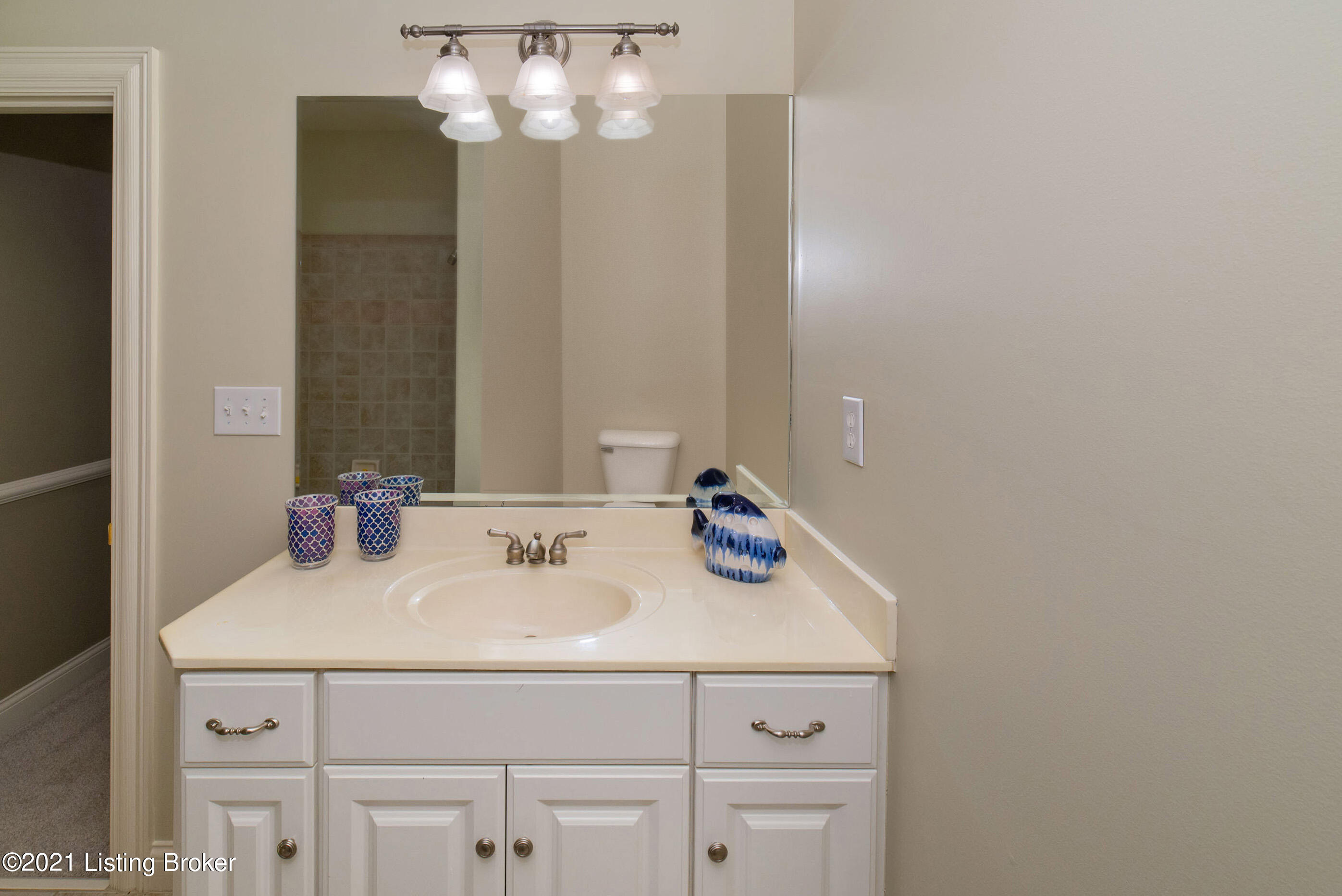 1306 Ridge Pointe Goshen, KY 40026 - Photo 79 of 111 Off Bedroom #2
