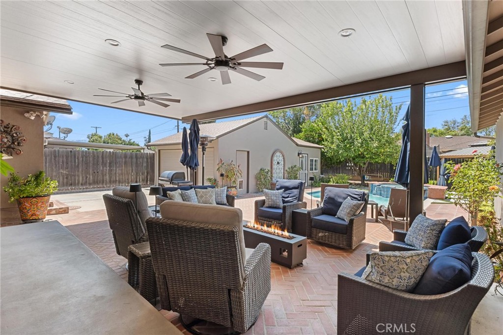 5545 Tower Riverside, CA 92506 - Photo 48 of 70