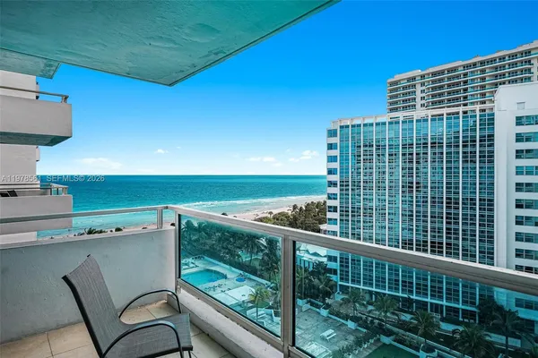 $3,660 | 5101 Collins Avenue, Unit 11K, Miami Beach, FL 33140