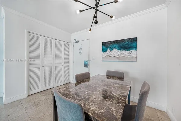 $3,660 | 5101 Collins Avenue, Unit 11K, Miami Beach, FL 33140