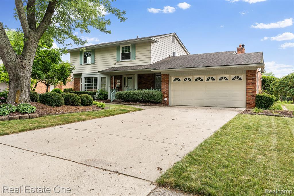 18570 Levan Road Livonia, MI 48152 - Photo 1 of 27 Gallery Image 1