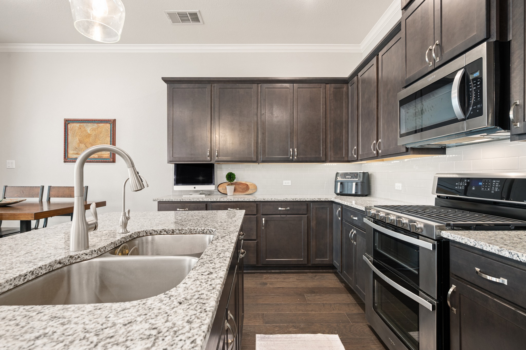 372 Adams Street Georgetown, TX 78628 - Photo 11 of 33