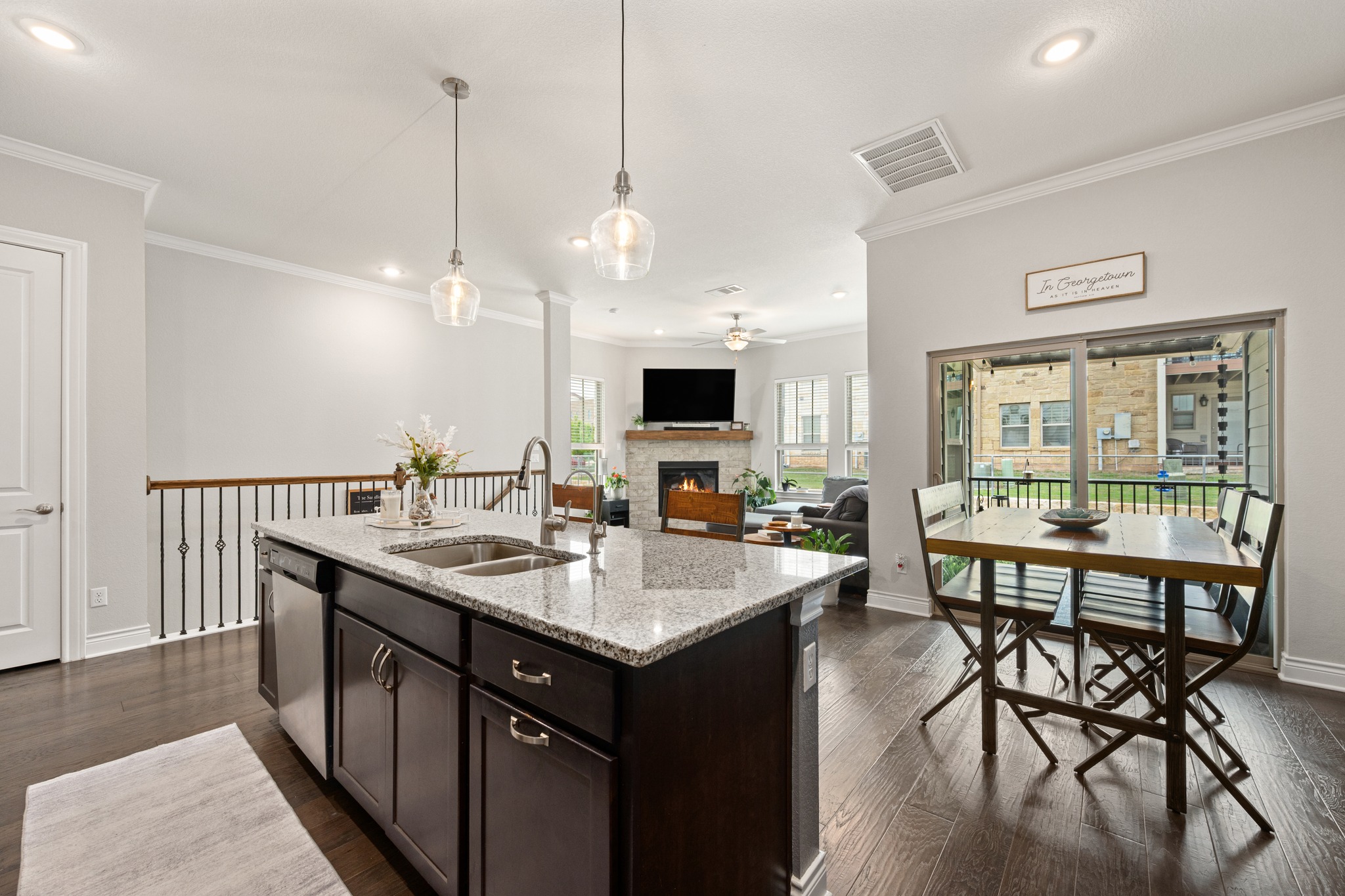 372 Adams Street Georgetown, TX 78628 - Photo 12 of 33