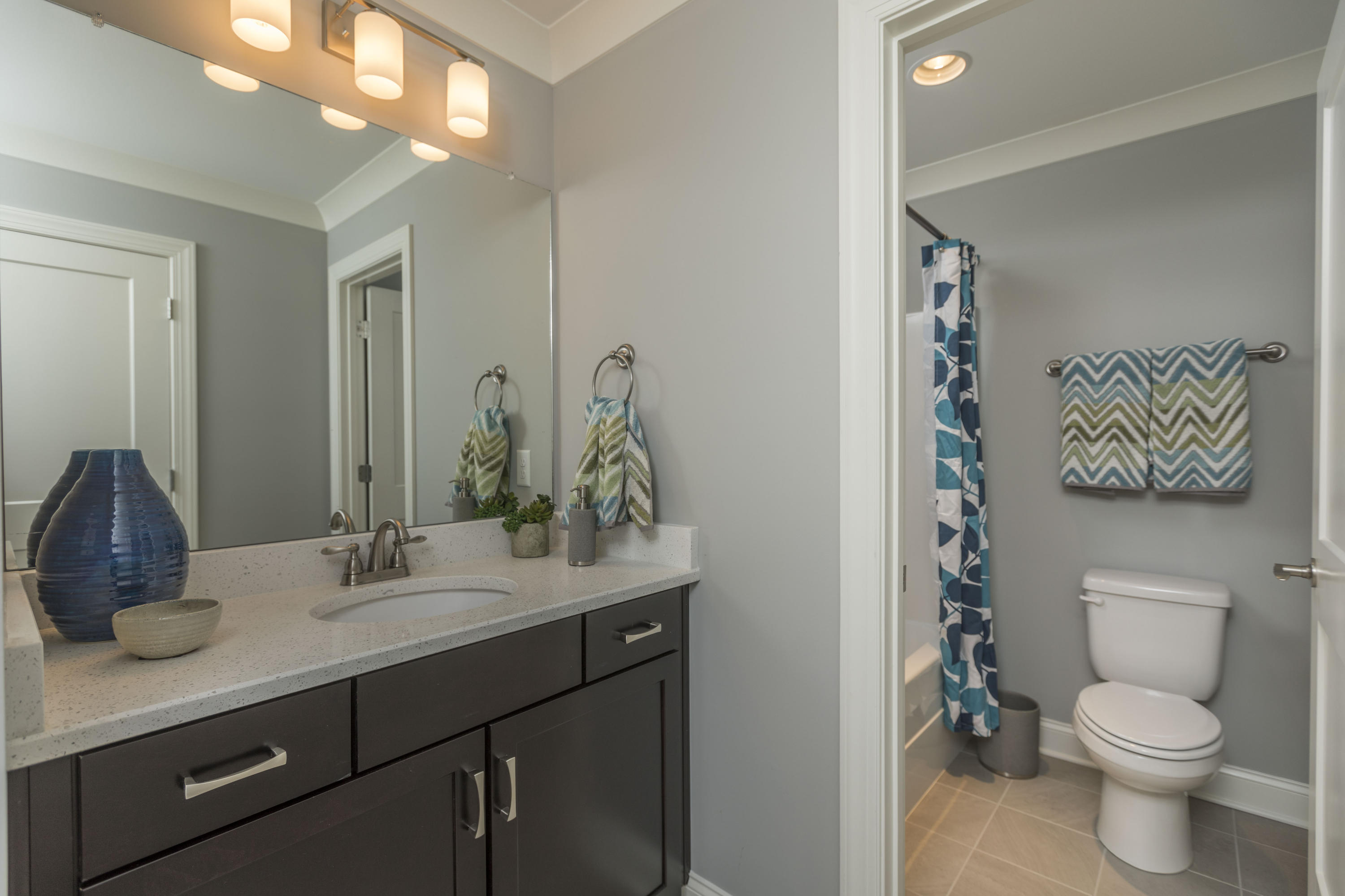 2341 Rivendell Lane, Unit LOT 41 Chattanooga, TN 37421 - Photo 23 of 37 Guest bath