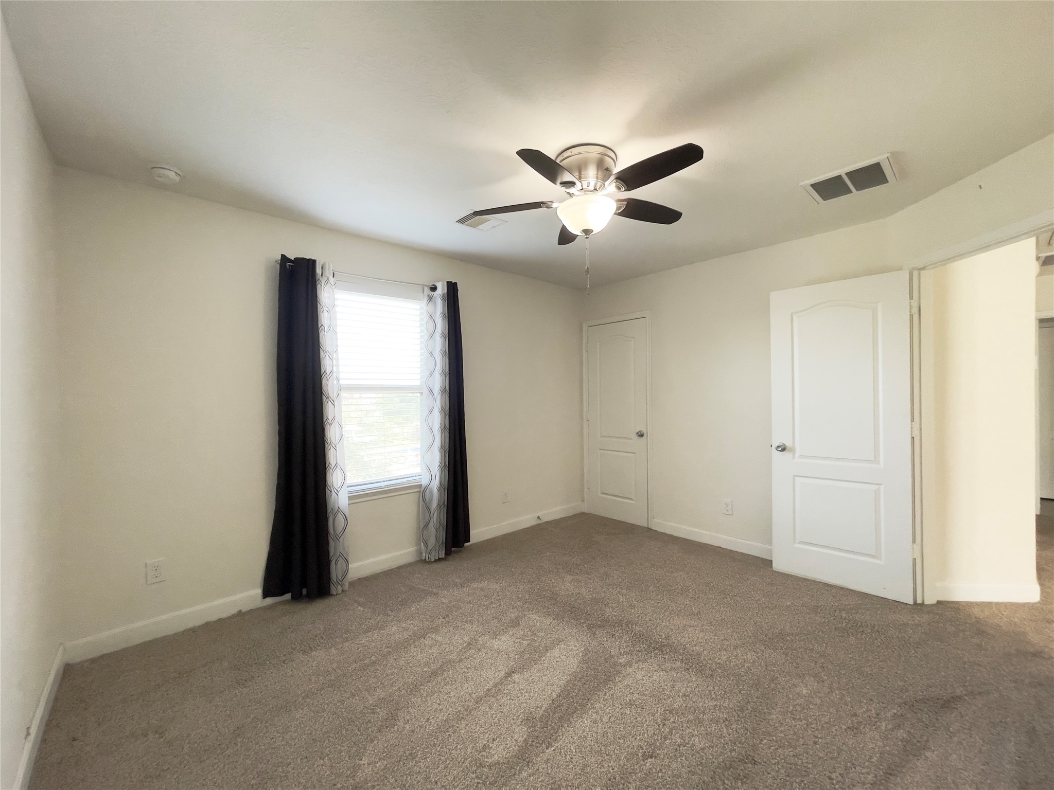 2707 Volute Houston, TX 77038 - Photo 21 of 28 Alt view.