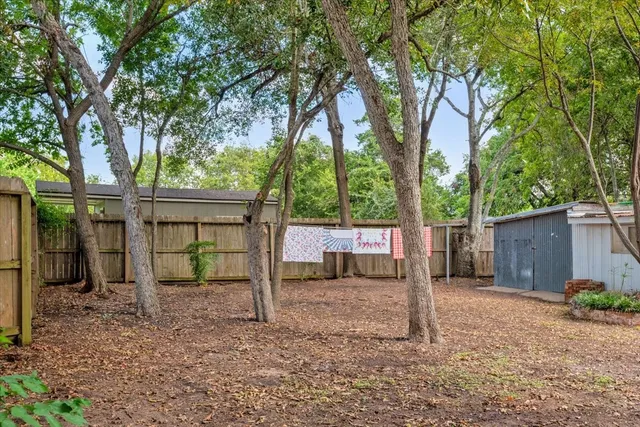a picture of a bathroom with a sink