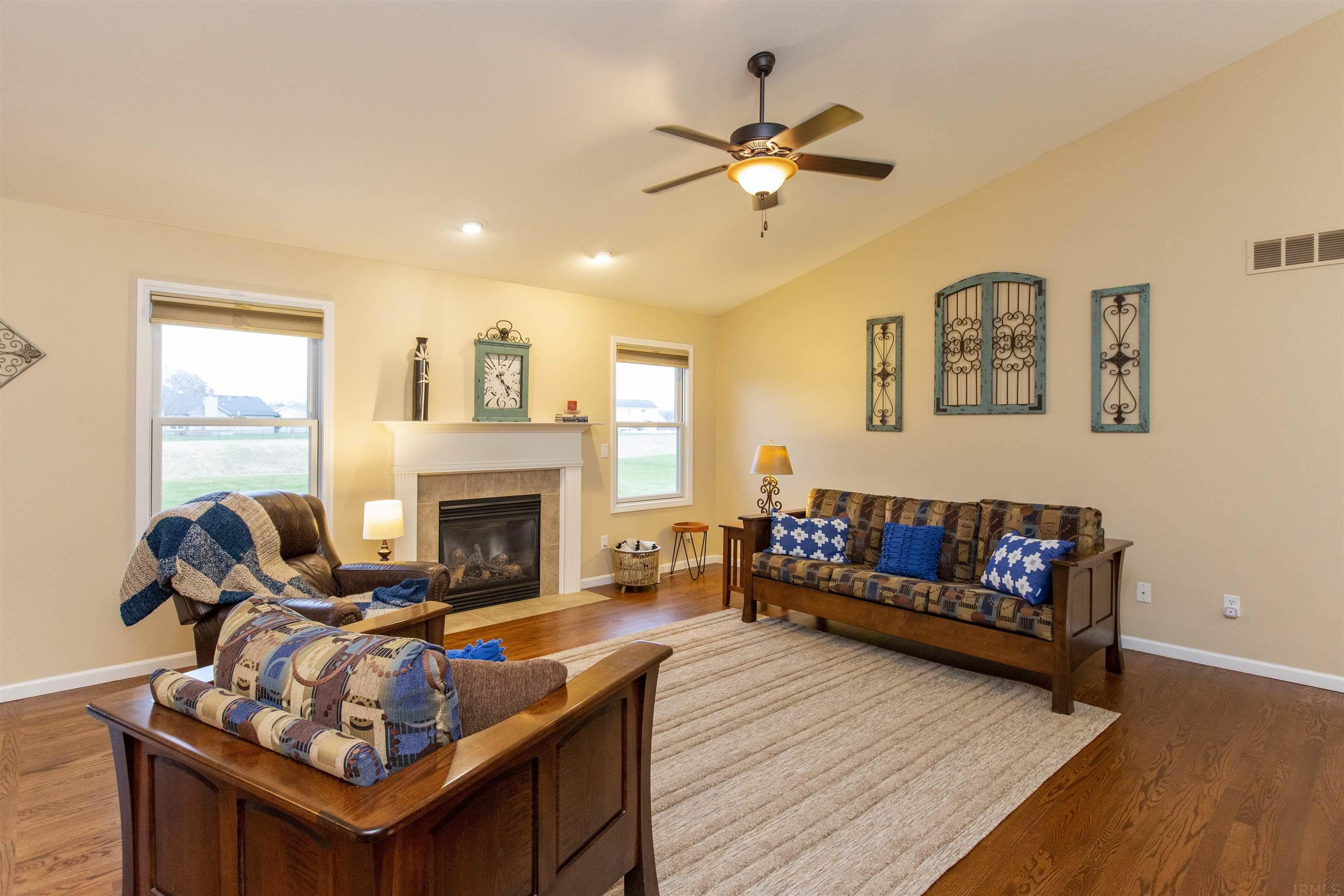 51056 Elm Road Granger, IN 46530 - Photo 5 of 35 Gallery Image 5