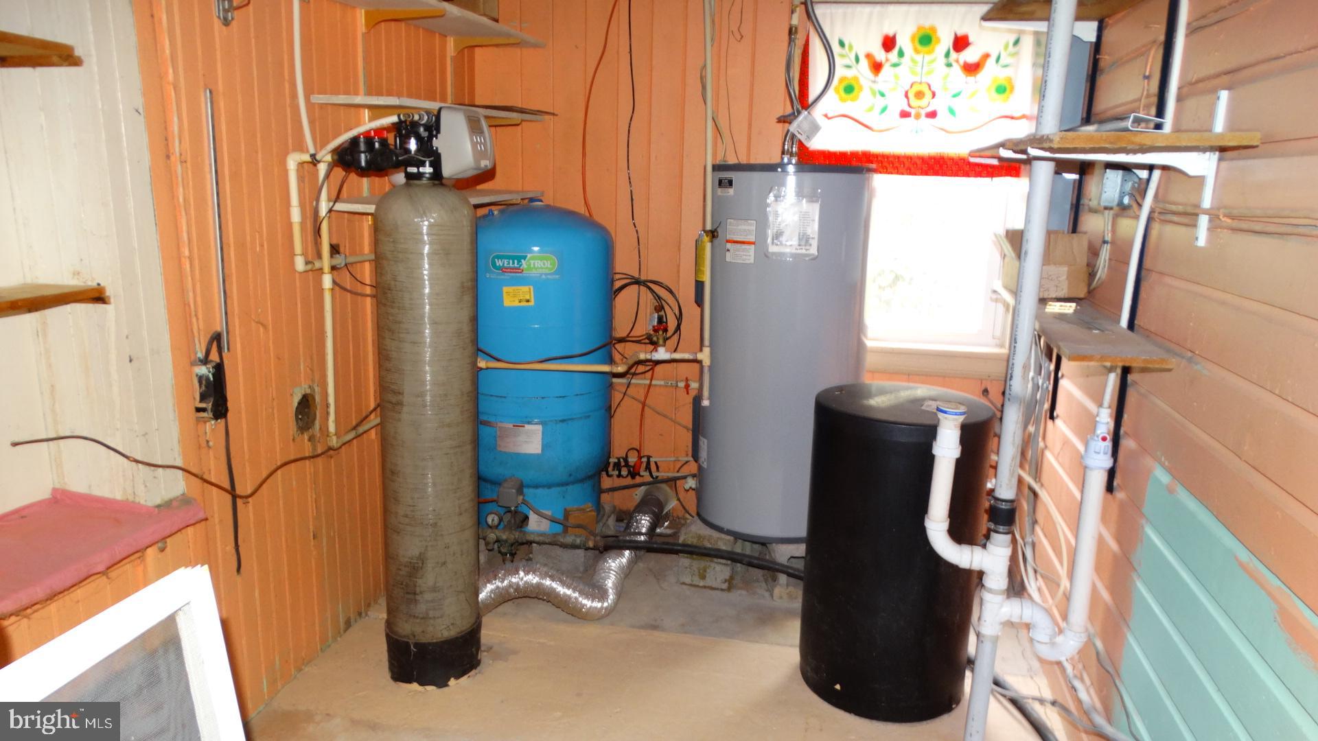 22209 Pondsville Road Smithsburg, MD 21783 - Photo 15 of 55 a view of storage and utility room