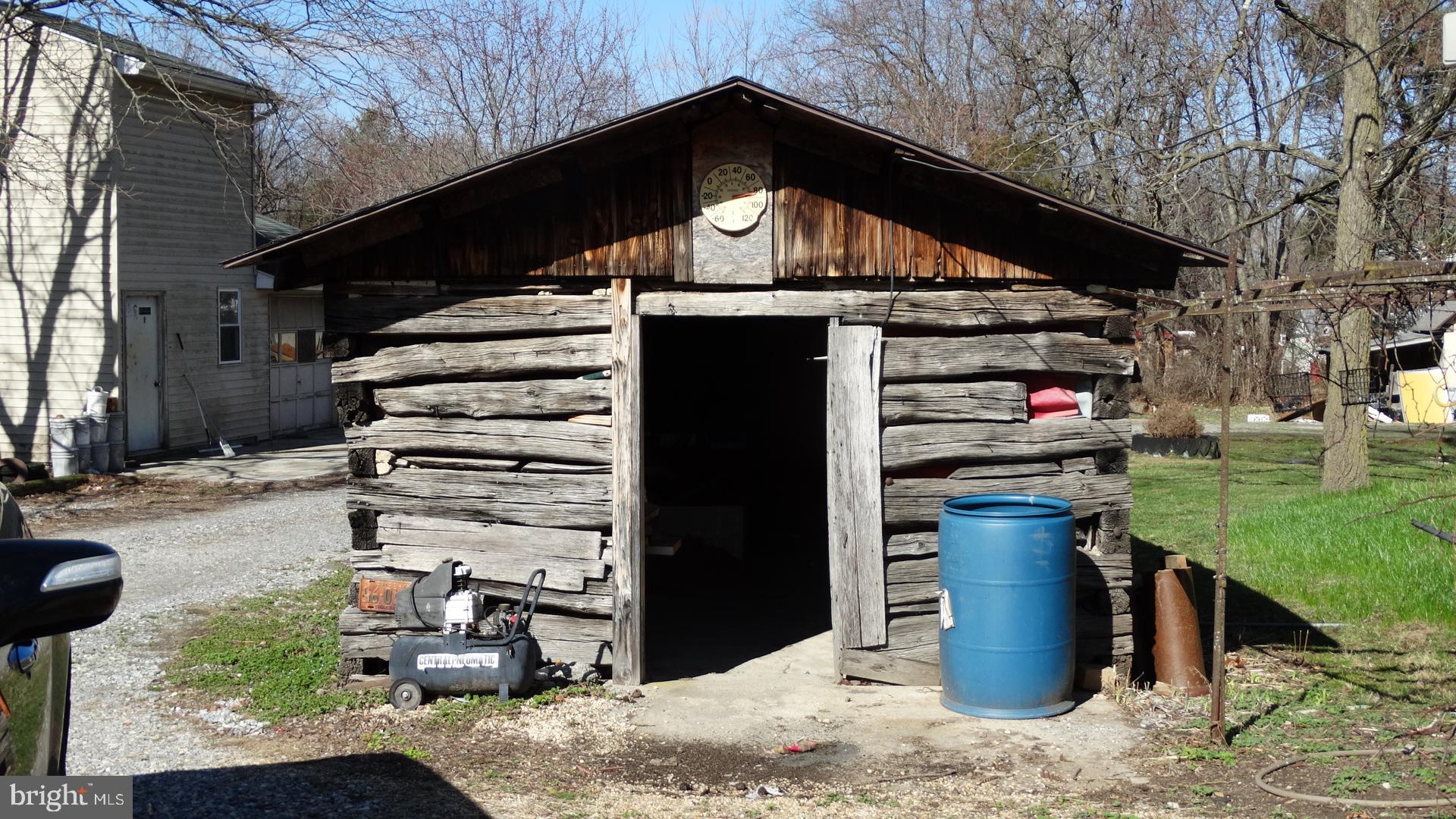 22209 Pondsville Road Smithsburg, MD 21783 - Photo 3 of 14