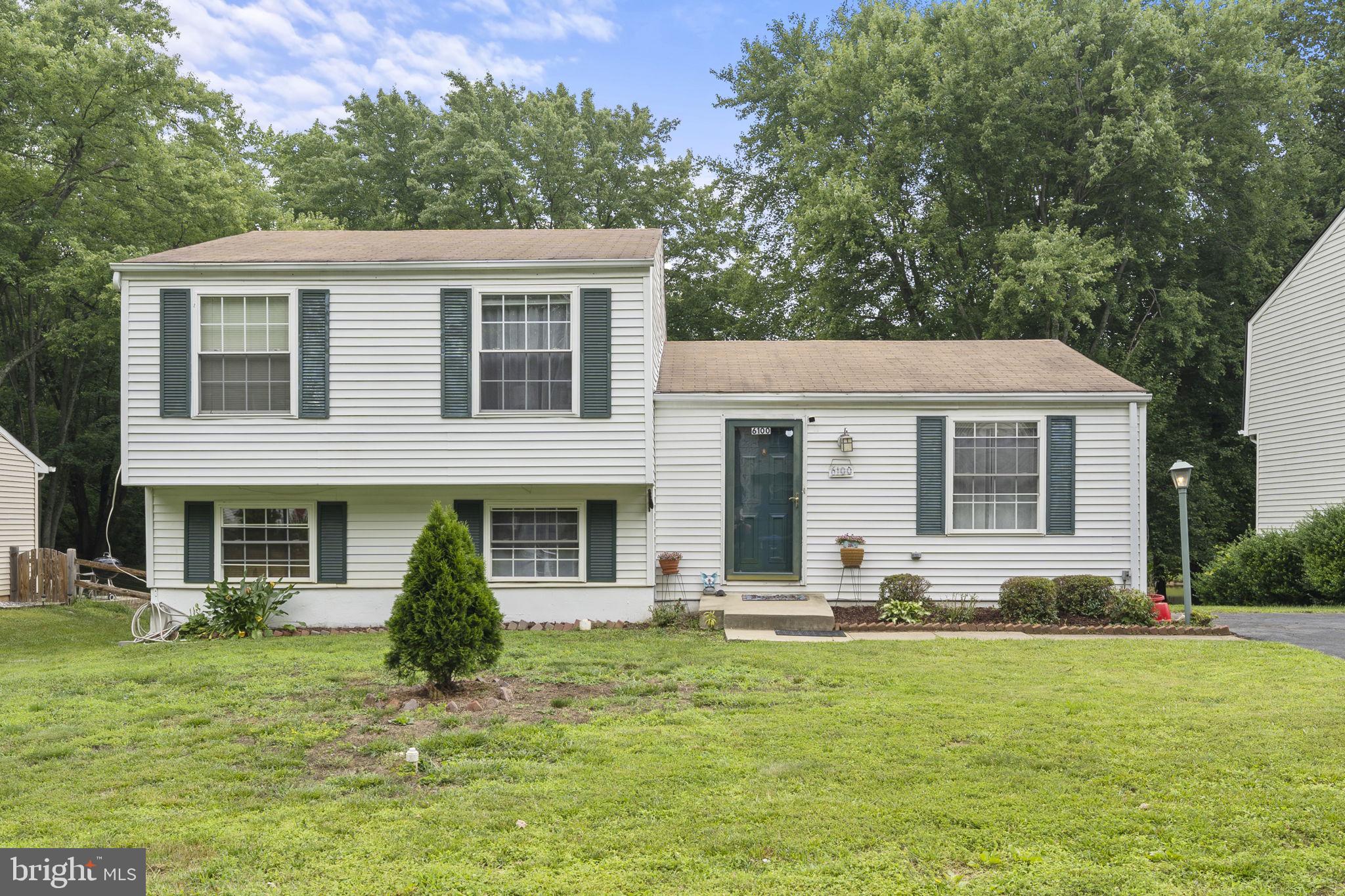 6100 Mantle Road Burke, VA 22015 - Photo 1 of 40
