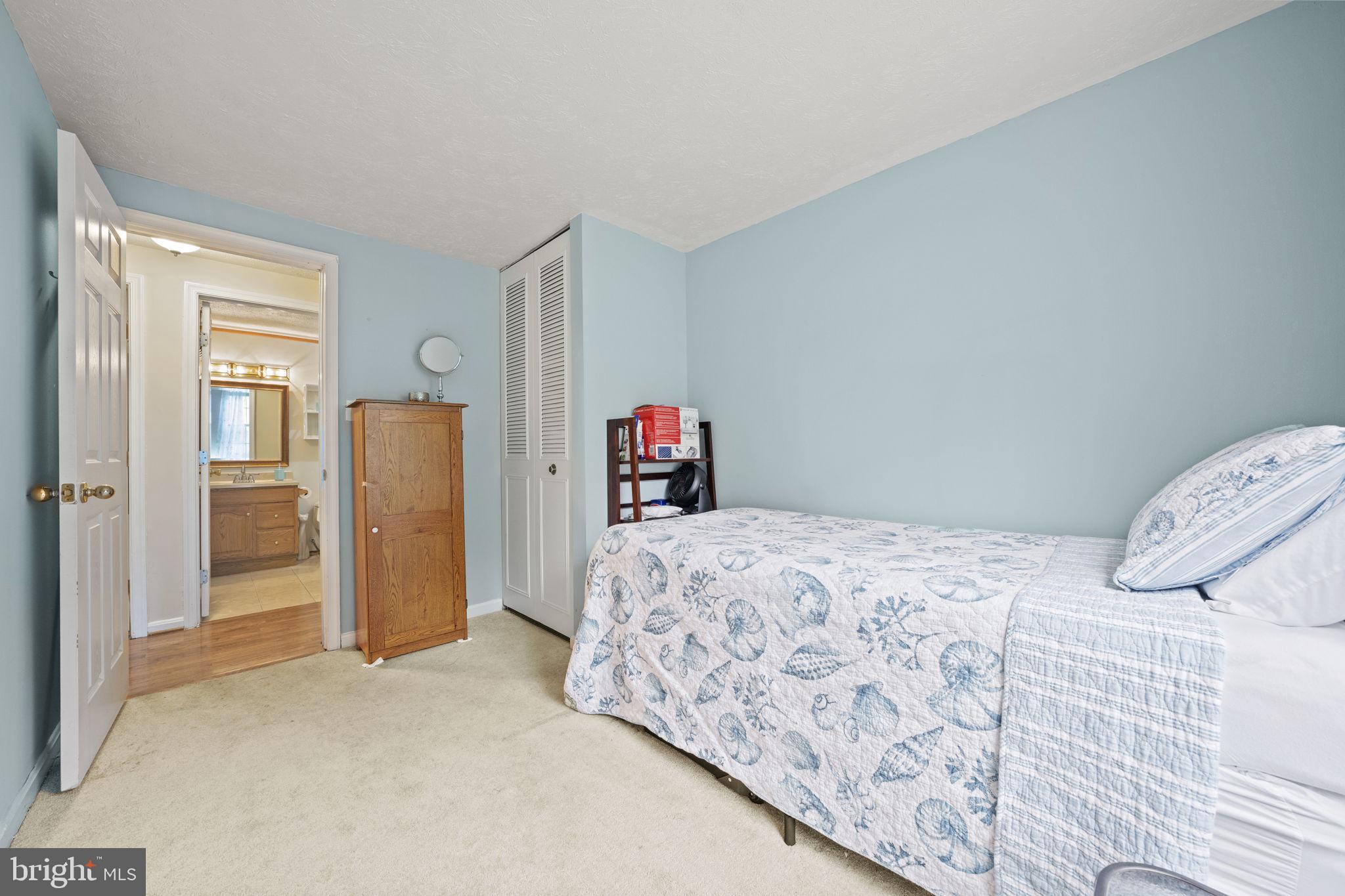 6100 Mantle Road Burke, VA 22015 - Photo 14 of 40