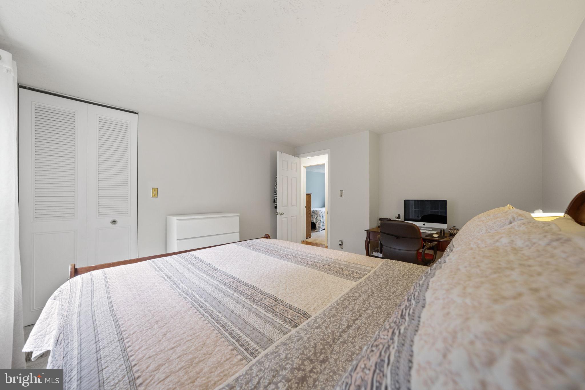 6100 Mantle Road Burke, VA 22015 - Photo 16 of 40
