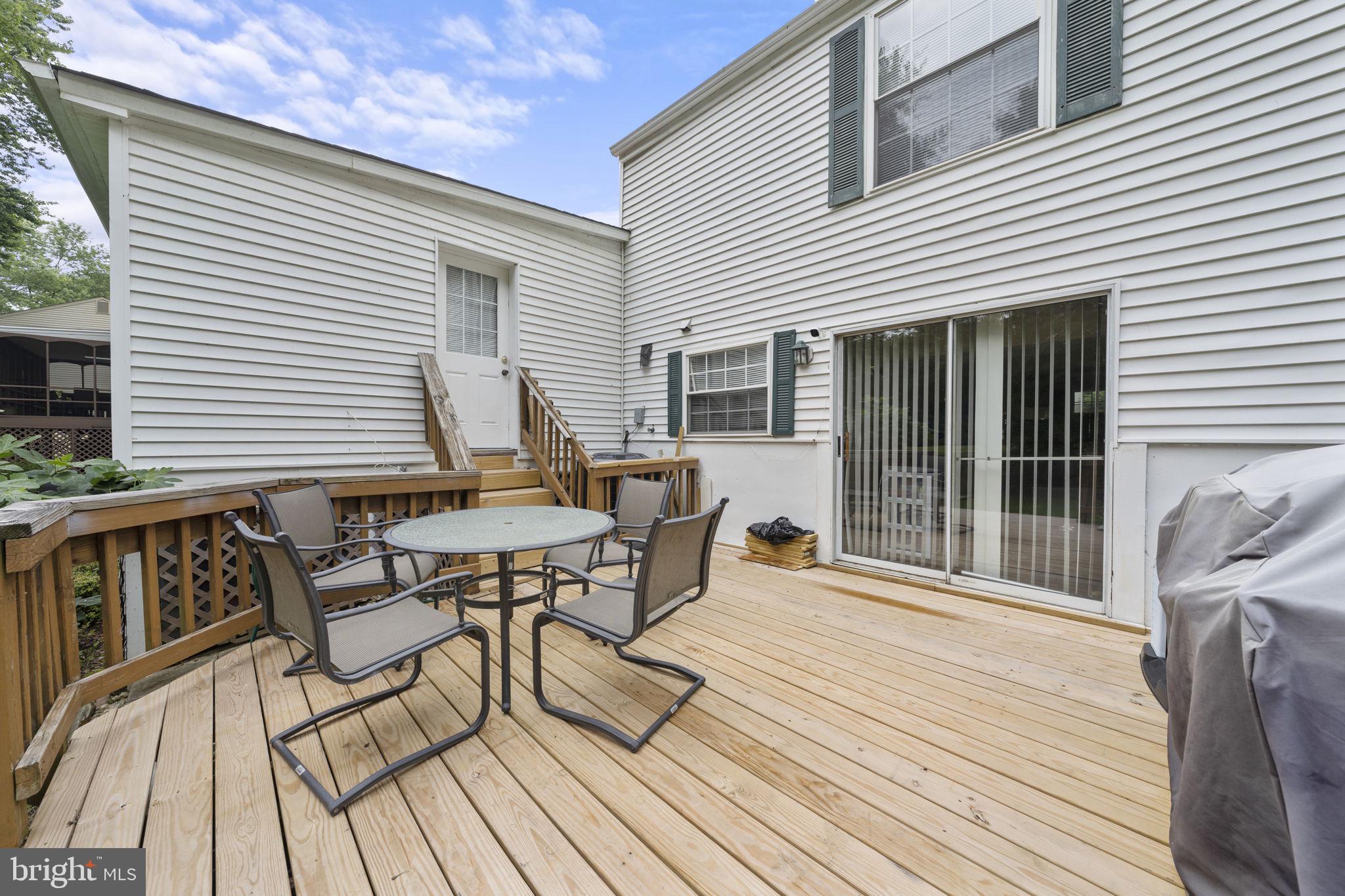 6100 Mantle Road Burke, VA 22015 - Photo 31 of 40