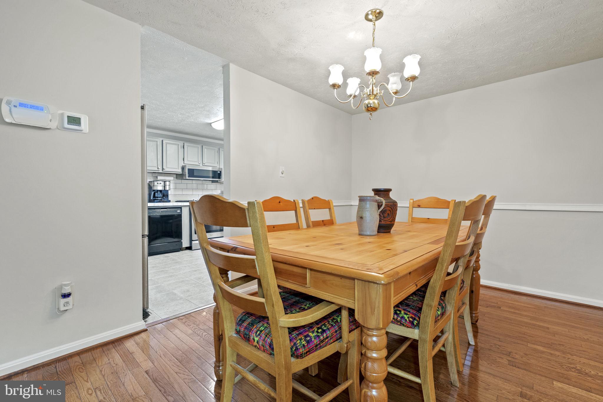 6100 Mantle Road Burke, VA 22015 - Photo 6 of 40