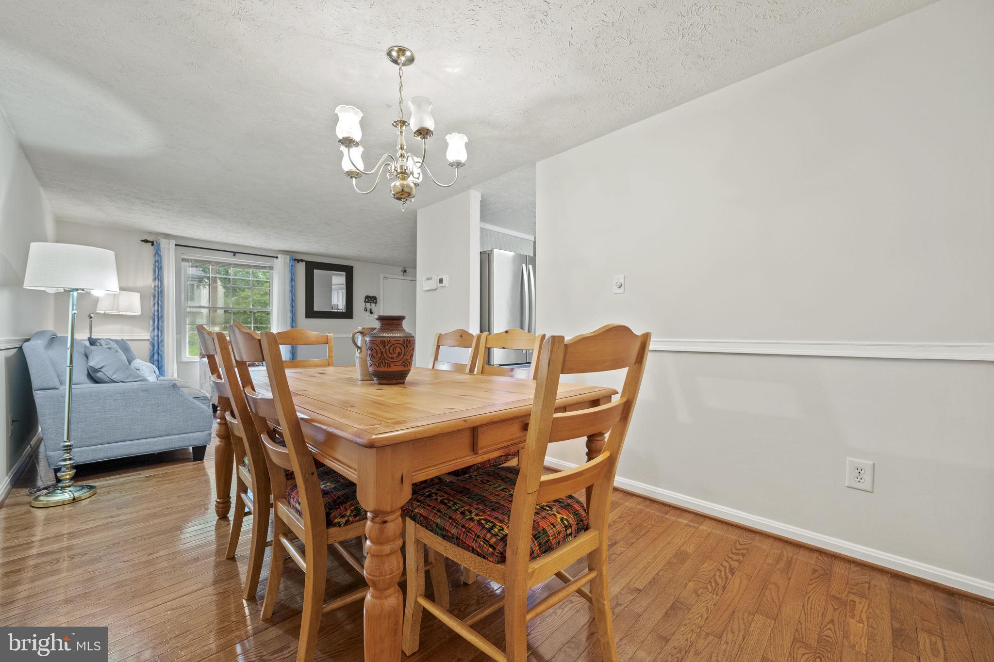 6100 Mantle Road Burke, VA 22015 - Photo 7 of 40